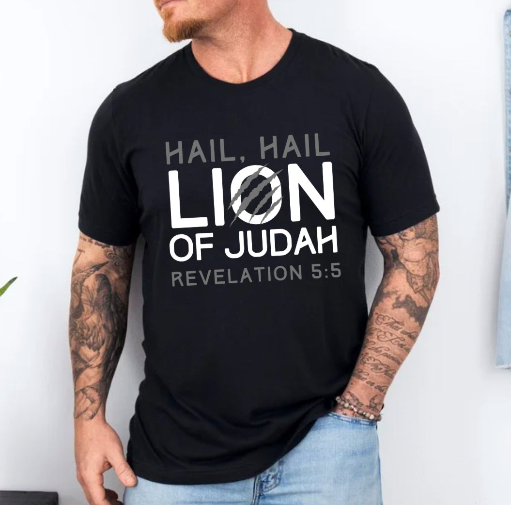 Lion of Judah Shirt- Revelation 5:5 Tee - Bible Verse Shirt for Men and Women, Faith-Based Apparel, Christian Gift